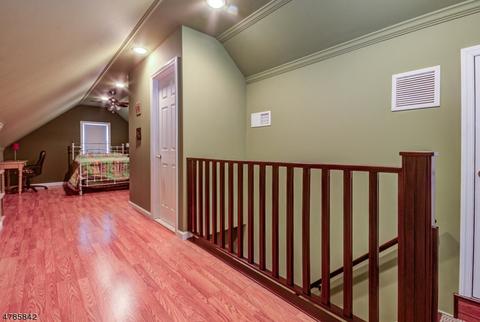 53 Coldevin Rd, Clark, NJ 07066 photo 19
