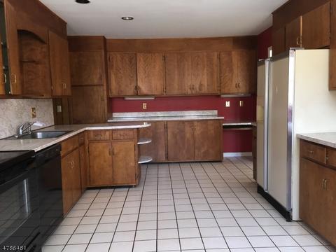 17 Lowery Ln, Mendham, NJ 07945 photo 3