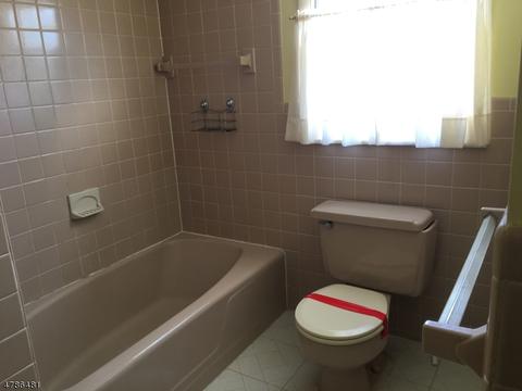 17 Lowery Ln, Mendham, NJ 07945 photo 9