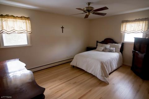 21 Kevin Pl, Wayne, NJ 07470 photo 11