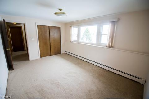 21 Kevin Pl, Wayne, NJ 07470 photo 16