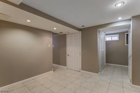 1358 Brookfall Ave, Union, NJ 07083 photo 21