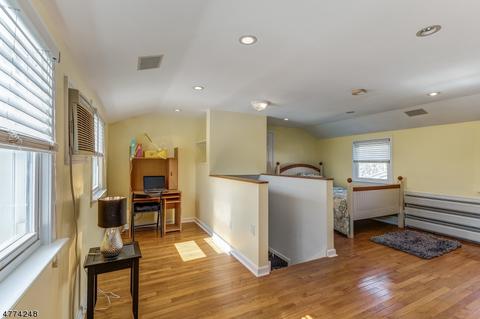 1358 Brookfall Ave, Union, NJ 07083 photo 20