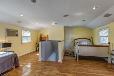 1358 Brookfall Ave, Union, NJ 07083 photo 15