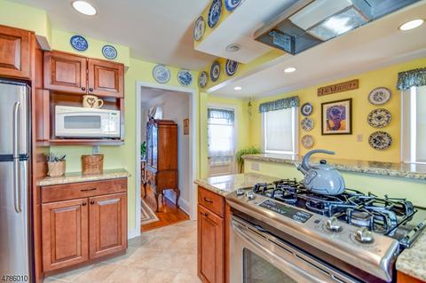 70 Henshaw Ave, Springfield, NJ 07081 photo 1