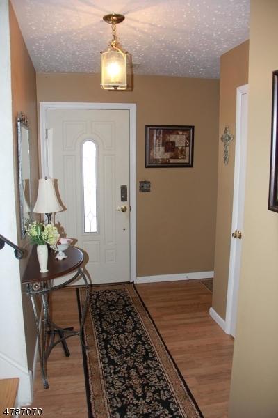 7 Devonshire Ter, Mount Olive Twp., NJ 07836 photo 2