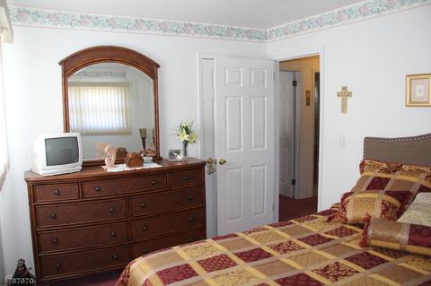 7 Devonshire Ter, Mount Olive Twp., NJ 07836 photo 15