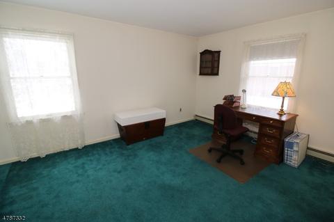 31 Bohnert Pl, Waldwick, NJ 07463 photo 17
