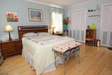 31 Bohnert Pl, Waldwick, NJ 07463 photo 15