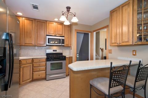 12 Berkeley Rd, Springfield, NJ 07081 photo 3