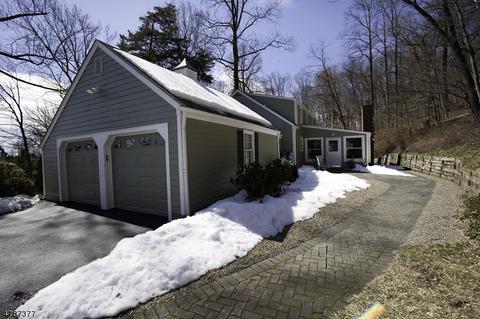 107 Mountainside Rd, Mendham, NJ 07945 photo 24