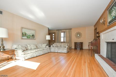 123 Macdonald Dr, Wayne, NJ 07470 photo 4