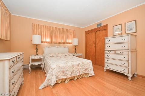 123 Macdonald Dr, Wayne, NJ 07470 photo 13