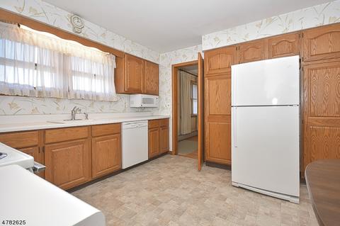 123 Macdonald Dr, Wayne, NJ 07470 photo 8