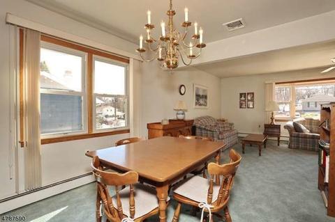 90 Kiwanis Dr, Wayne, NJ 07470 photo 7