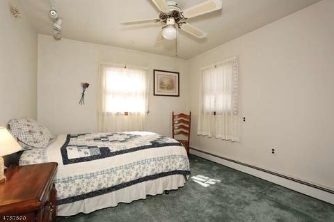 90 Kiwanis Dr, Wayne, NJ 07470 photo 16