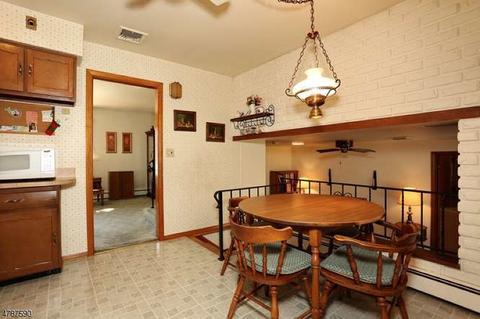 90 Kiwanis Dr, Wayne, NJ 07470 photo 10