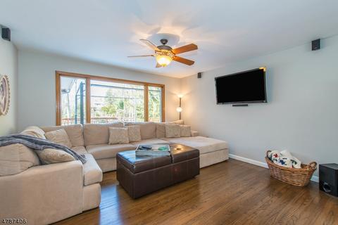 63 Alpine Dr, Wayne, NJ 07470 photo 4