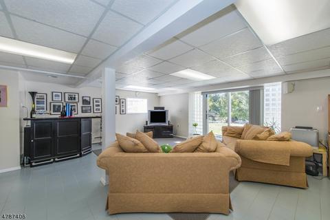 63 Alpine Dr, Wayne, NJ 07470 photo 18