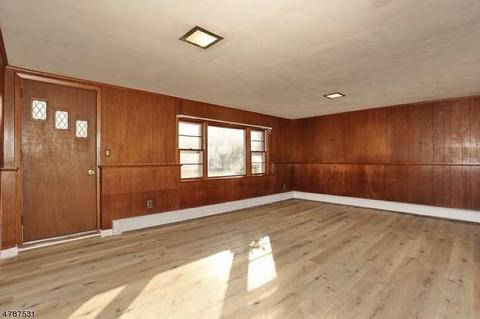 172 Kennedy Ct, Paramus, NJ 07652 photo 15