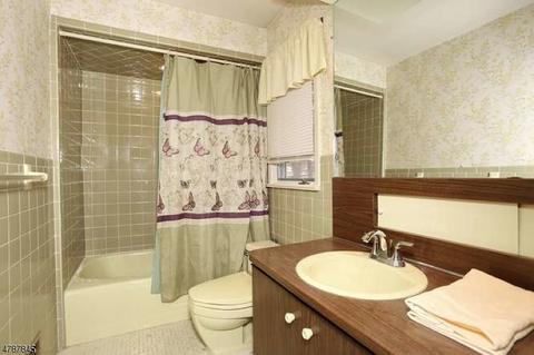 16 Hess Ct, Upper Saddle River, NJ 07458 photo 18