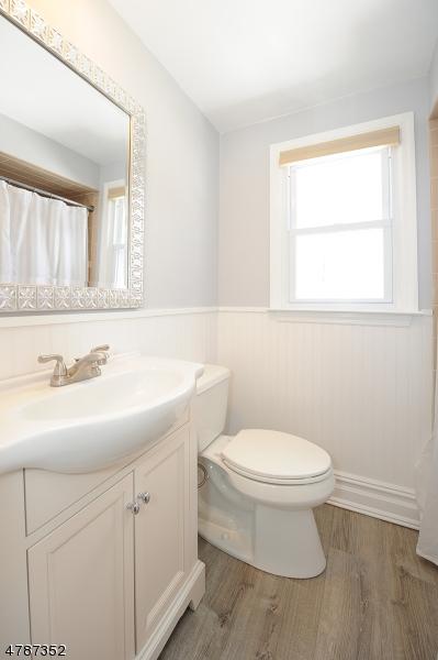 16 Omaha Rd, Wayne, NJ 07470 photo 13