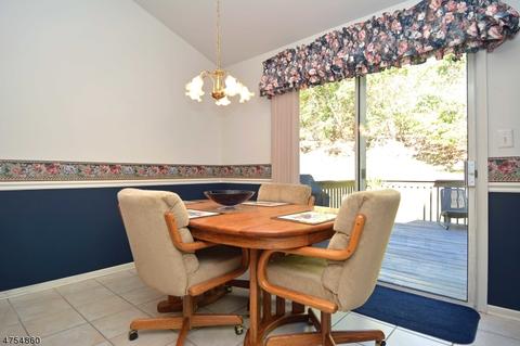 114 Butternut Dr, Wayne, NJ 07470 photo 12