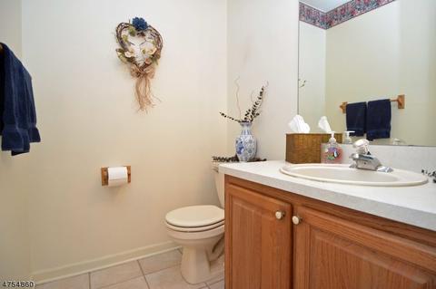 114 Butternut Dr, Wayne, NJ 07470 photo 10