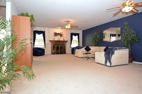 114 Butternut Dr, Wayne, NJ 07470 photo 7