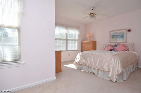 114 Butternut Dr, Wayne, NJ 07470 photo 17