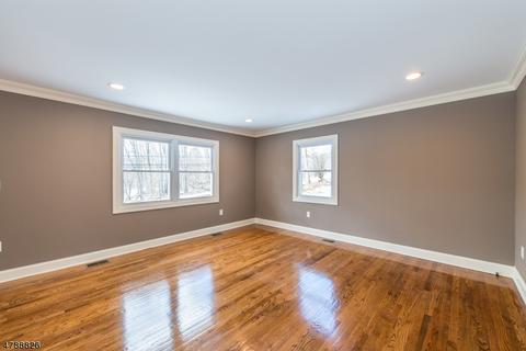 96 Perry St, Dover, NJ 07801 photo 5