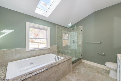 96 Perry St, Dover, NJ 07801 photo 21