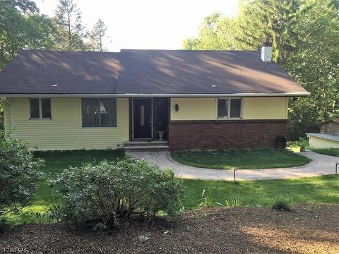 35 Hillside Rd, Wanaque, NJ 07465 photo 1