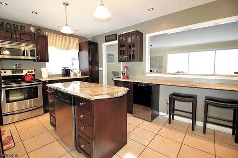 35 Hillside Rd, Wanaque, NJ 07465 photo 4