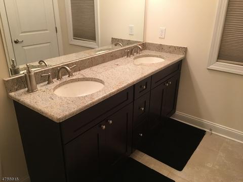 28 Parkside Dr, Haskell, NJ 07420 photo 6