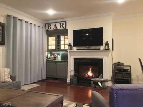 28 Parkside Dr, Haskell, NJ 07420 photo 4