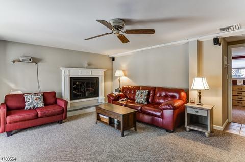 192 River Bend Rd, Berkeley Heights, NJ 07922 photo 6