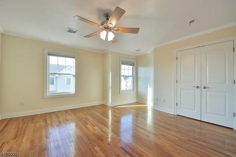 35 Michael Ln, Wallington, NJ 07057 photo 19