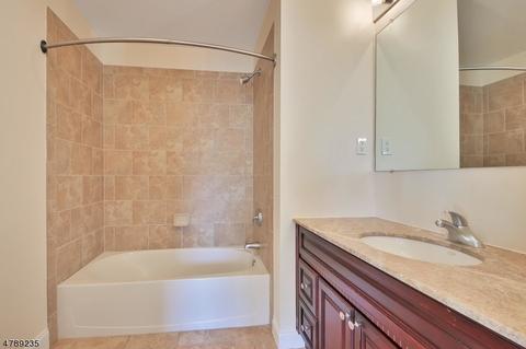 35 Michael Ln, Wallington, NJ 07057 photo 20