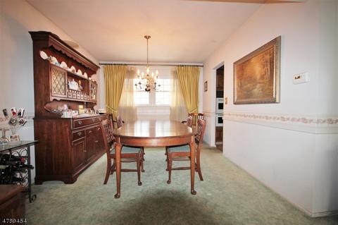 36 Kossuth Pl, Wayne, NJ 07470 photo 6