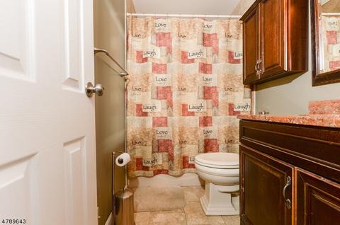 58 Highview Ter, Dover, NJ 07801 photo 21