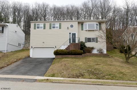 58 Highview Ter, Dover, NJ 07801 photo 2