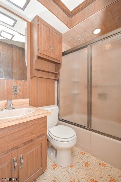 51 Minns Ave, Wayne, NJ 07470 photo 9