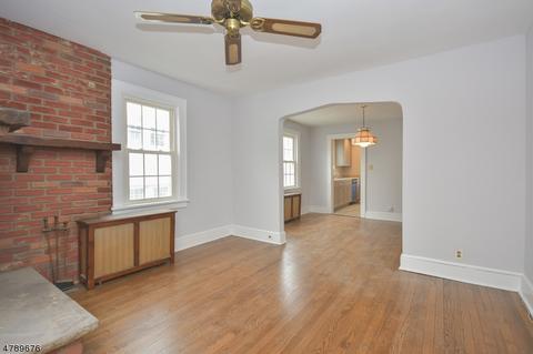 51 Minns Ave, Wayne, NJ 07470 photo 2