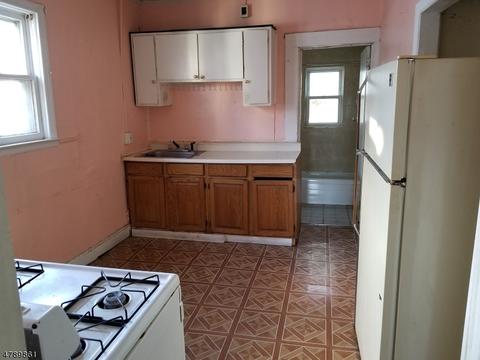 308-10 E 6th St, Plainfield, NJ 07060 photo 12