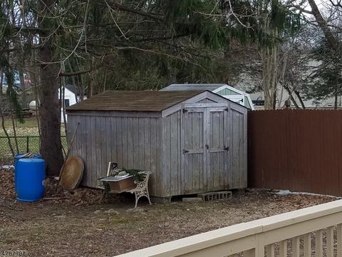 8 Limecrest Rd, Andover, NJ 07821 photo 1