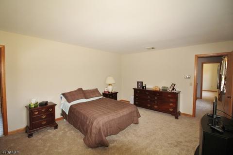 16 Limonite Rd, Hackettstown, NJ 07840 photo 9