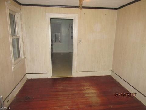 53 Doty Rd, Haskell, NJ 07420 photo 5