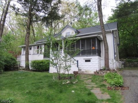 53 Doty Rd, Haskell, NJ 07420 photo 1