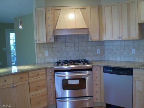 57 Doty Rd, Haskell, NJ 07420 photo 2